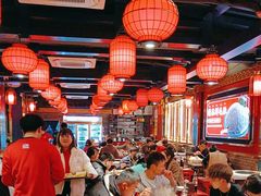 -爱你您·自家鱼塘·活水喷泉鱼火锅(八里店)