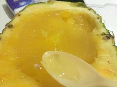 -志龙皇冠吃货椰子铺
