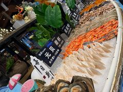-领鲜活海鲜榴莲自助火锅(东门店)