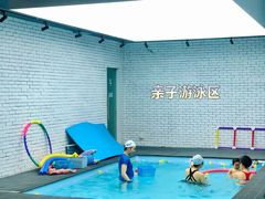 -IBOBI亲子游泳俱乐部(华侨城中心)