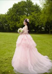 点击看大图 -挪娅婚纱摄影皇家会所