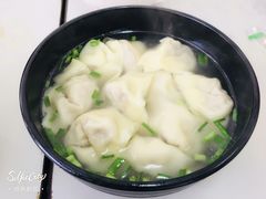 三鲜大馄饨-万寿斋(山阴路店)