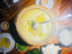 -捞围鲜·港式打边炉(海阳路店)