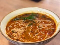 香辣小锅饵丝-叁窝雀·云南小锅米线(万象汇店)