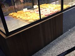 面包甜点陈列柜-LELECHA乐乐茶(上海五角场万达广场店)