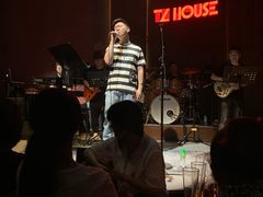 -TZ House音乐现场(来福士中心店)