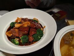 毛氏红烧肉-炊烟小炒黄牛肉(浦东世纪汇店)