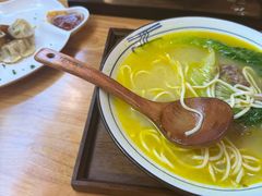 -小丫头餐厅·江浙菜·烧烤(灵隐店)