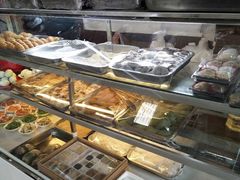 面包甜点陈列柜-糯米香(长江路店)