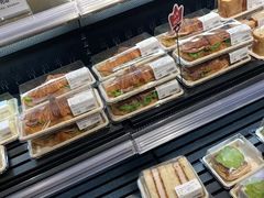 -七鲜超市(瑞虹天地太阳宫店)