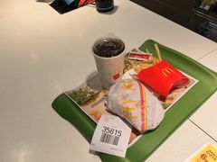 -麦当劳(轻轨曹杨路店)
