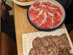 -三人行骨头王火锅(长寿店)