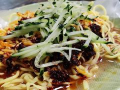 -艾力江和田馕坑烤肉店