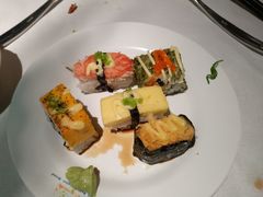 -领鲜活海鲜榴莲自助火锅(东门店)