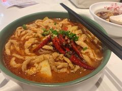 -渝是乎酸菜鱼·川渝小炒(新世界百货望京店)