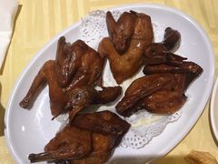 招牌烤乳鸽-石岐佬中山菜馆(张溪店)