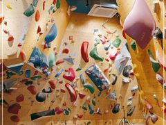 -Upper Climbing Gym 攀岩(华侨城店)