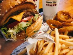 -The Habit Burger Grill 哈比特汉堡(复兴soho店)