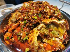 -凤凰路何眼镜香辣蟹(花果园店)