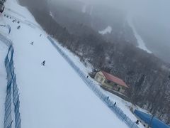 -亚布力新体委滑雪场