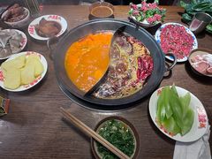 -萍姐火锅·公路夜市(武汉首店)