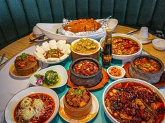 -嫩芽 ·地道重庆菜(十八梯露台夜景店)