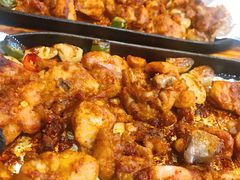 -老东镇啤酒屋海鲜加工·蒸汽海鲜·海鲜烧烤(台东店)