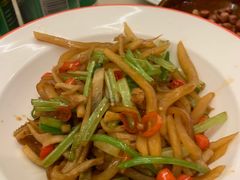 -地摊风云龙虾烧烤铺(润和国际店)