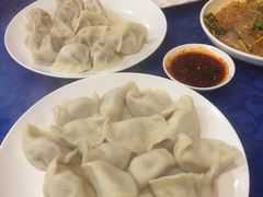 猪肉酸菜饺子-东北饺子王(港澳广场购物中心店)