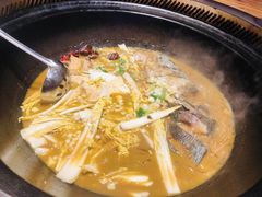 -万里闯关东铁锅炖菜馆(高新旗舰店)