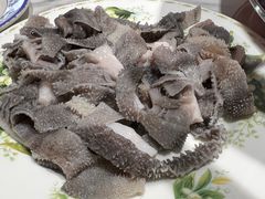 水爆牛百叶-一只羊·铜锅涮羊肉烧烤