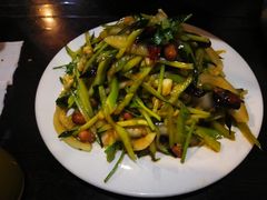 老虎菜-玫瑰红烤羊排(北新桥三条店)