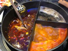 -热火朝天鲜切牛肉火锅(南强街巷店)