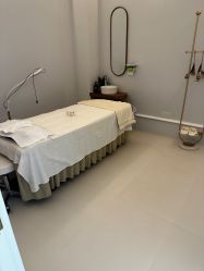 -苑苑vbeauty科技美容SPA