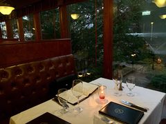 靠窗位-茹丝葵牛排餐厅(尖沙咀中心店)