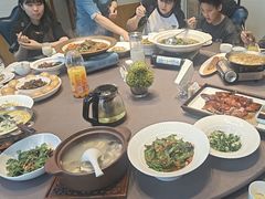 -香山湖家家宴(中山陵店)