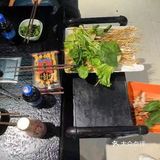 可以聊天喝酒,生活气息很浓,里面相对比较安静