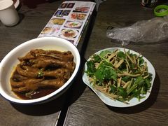 -青叶202都市餐厅(迪诺水镇店)
