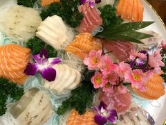 -青瓦餐厅·生鱼片·韩园烤肉(西塔店)