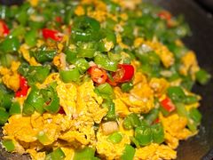 余干辣椒炒土鸡蛋-辣瓦·江西爆炒馆子