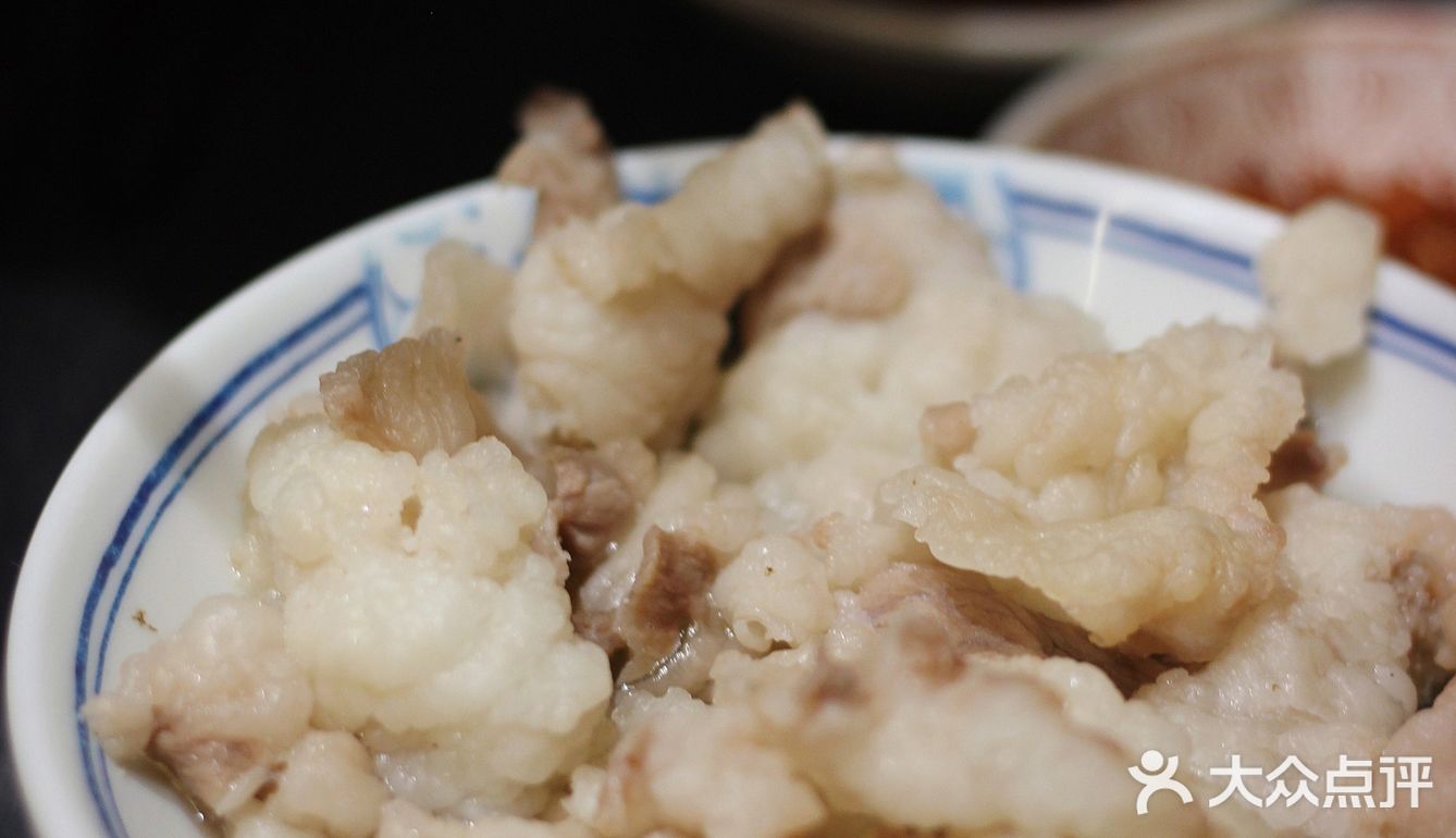 火爆乐山的跷脚牛肉，人均80吃到撑！
