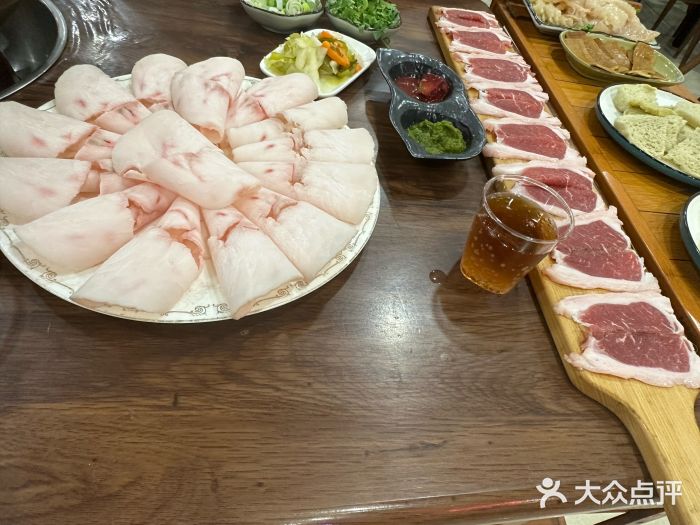 周嵘铜火锅图片