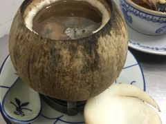 原只椰子炖竹丝鸡-達揚原味燉品(文明路店)