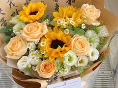 -亭亭鲜花店(中山北路店)