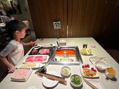 -海底捞火锅鲜切牛肉主题店(长寿路店)