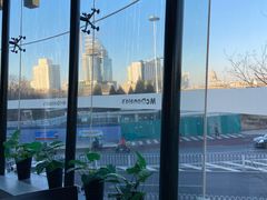 -麦当劳(展览路店)