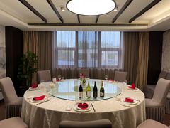 -上海怡沁园度假酒店