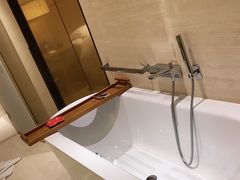 -上海衡山路十二号华邑酒店