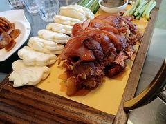 老北京锅烧肘子-张大嘴菜馆(庞各庄店)