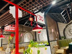 大堂-叶派龙虾•招牌香辣蟹·海鲜(中海国际店)